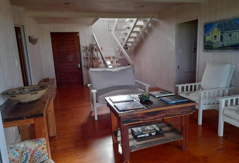 بنسيون Pebbles & Sunsets