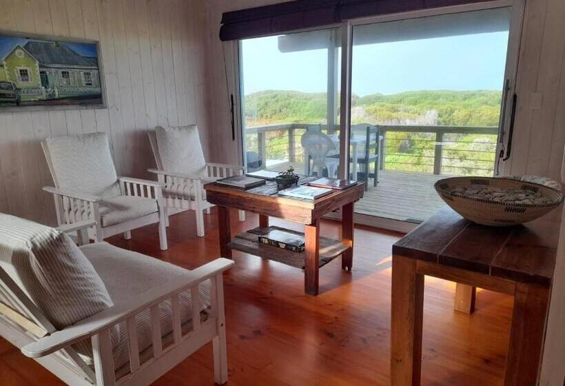 بنسيون Pebbles & Sunsets