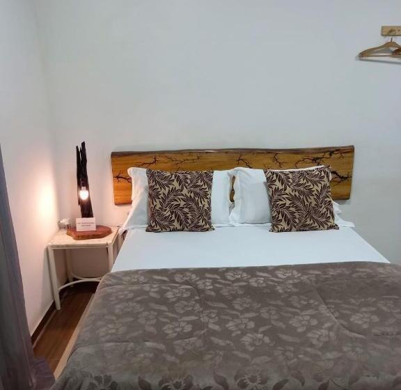 Pension Suítes Mathias Suíte Privativa  Sem Opção De Café Da Manhã