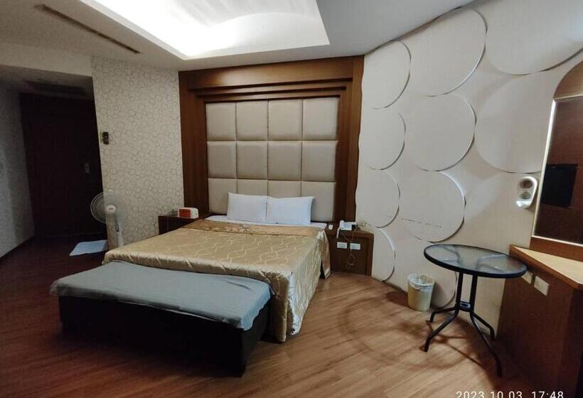 Xinghe Motel Neipu Branch