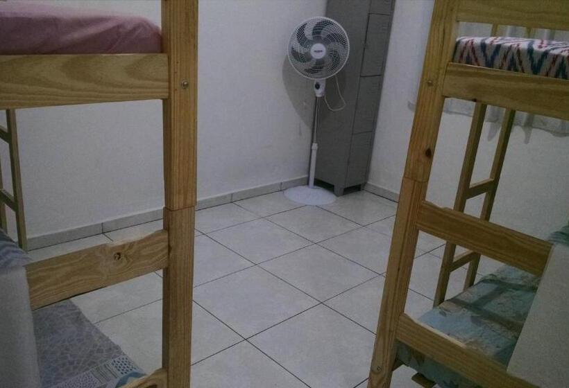 호스텔 Pousada Casa 6