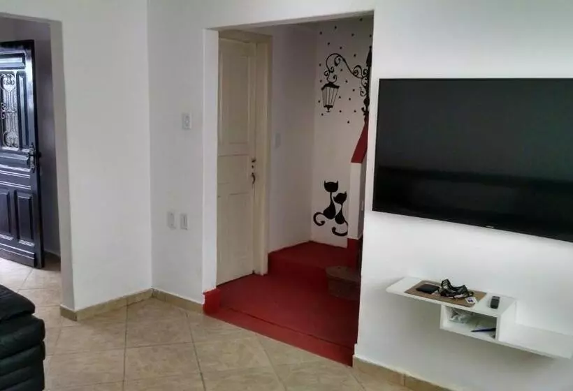 ユースホステル Pousada Casa 6