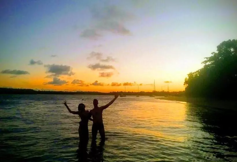 ユースホステル Pousada Praiamar