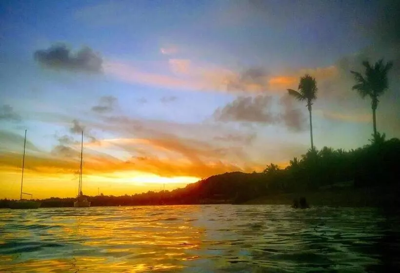 ユースホステル Pousada Praiamar