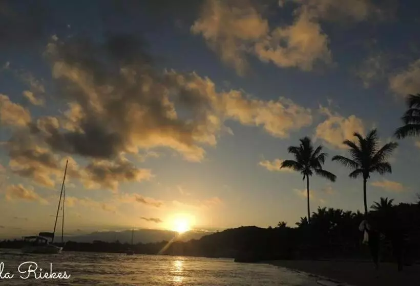 ユースホステル Pousada Praiamar