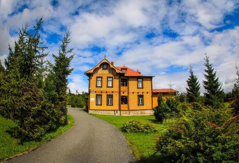 Schronisko Sšvp 1. Máj