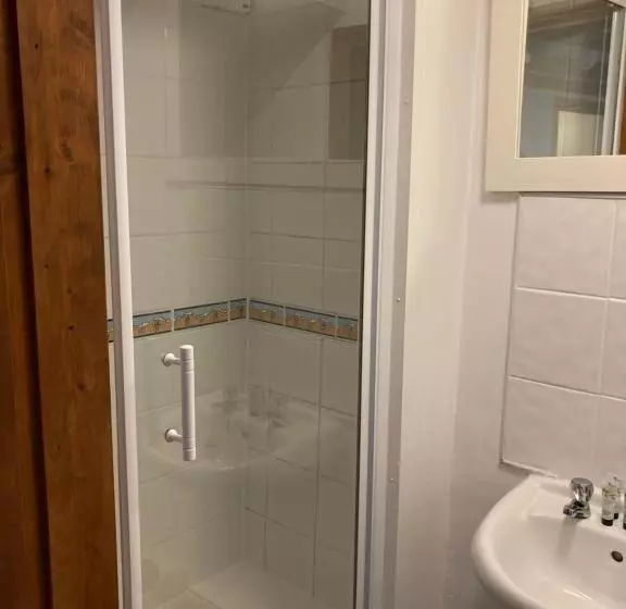 Retkeilymaja The Ship Inn