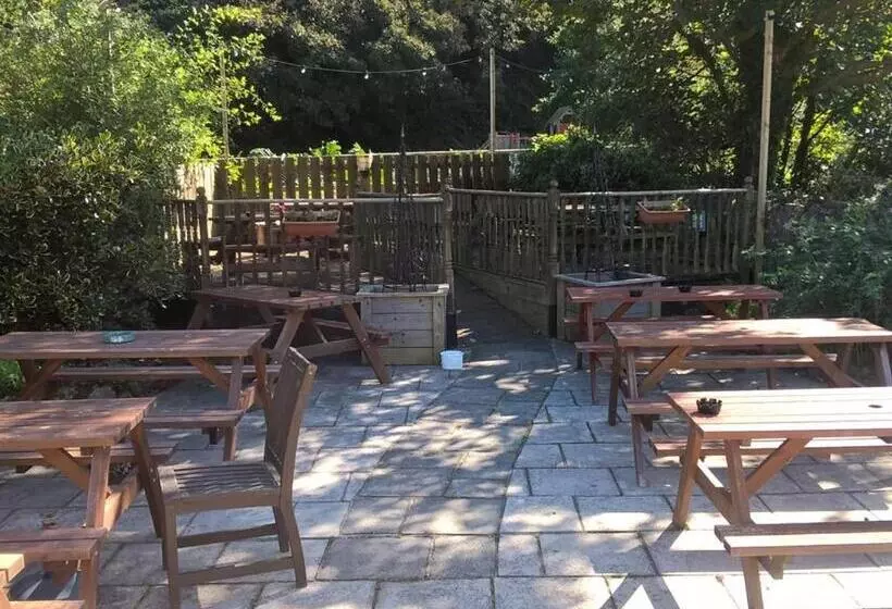 Retkeilymaja The Ship Inn