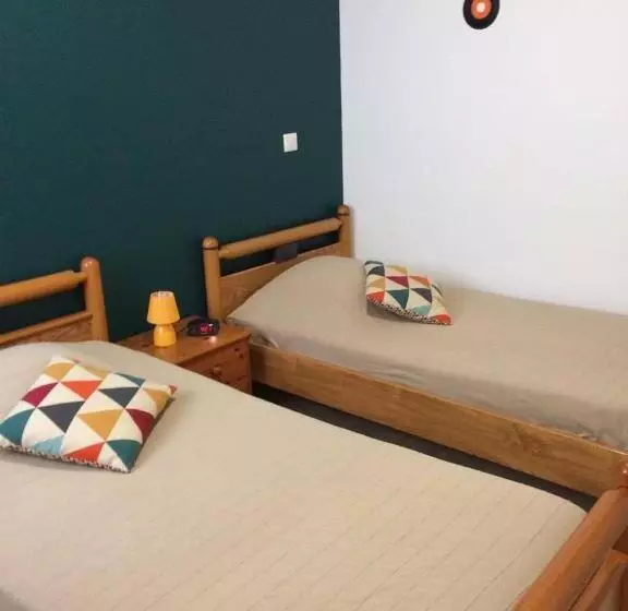 تختخواب و صبحانه Chambres De La Nonette