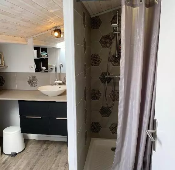 Aamiaismajoitus (B&B) Chez Isabelle Et Johann