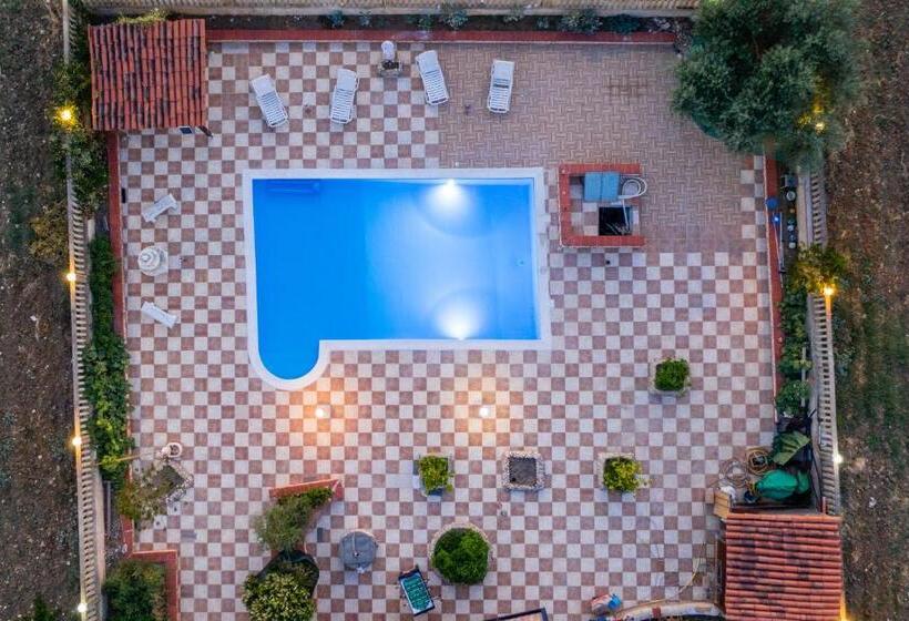 ベッドアンドブレックファースト Templi La Piscina