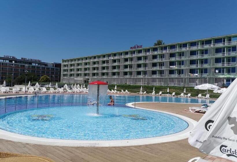 Complex Hotelier Felix Perla Marii