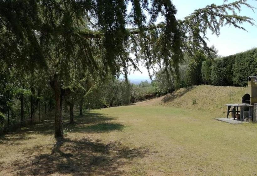 בית מלון כפרי Casale Montemoro