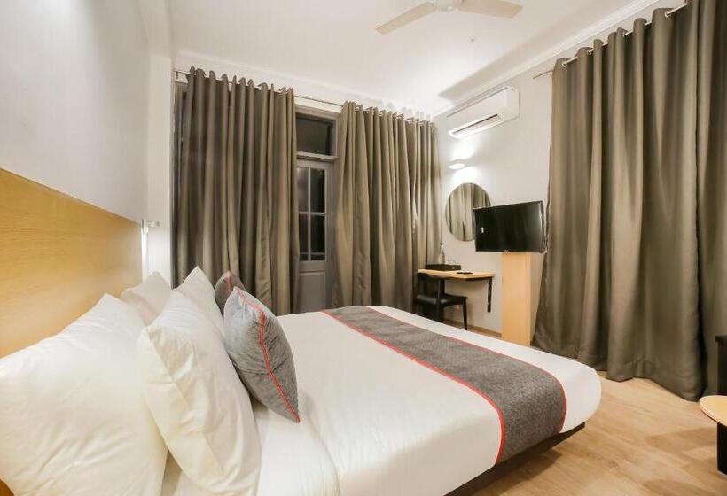Hotel Oyo Townhouse 330 Dlf Phase 2 Near Leisure Valley Park