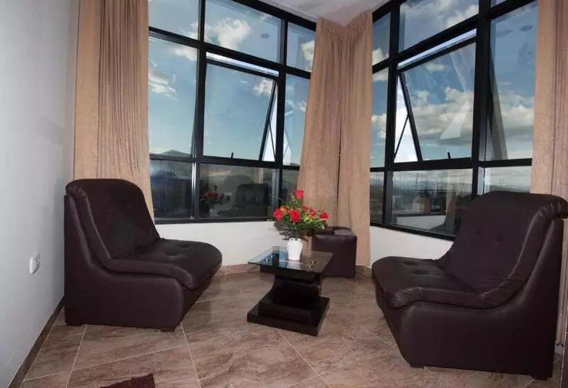 هتل Suite Naylamp Zyon