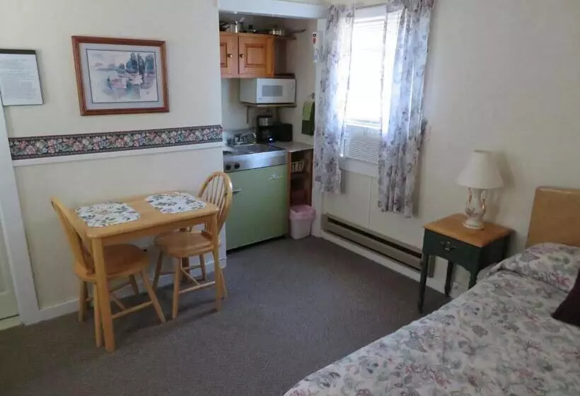 K S Motel & Cottages