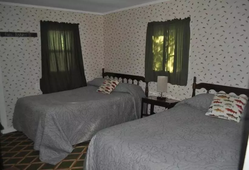 K S Motel & Cottages