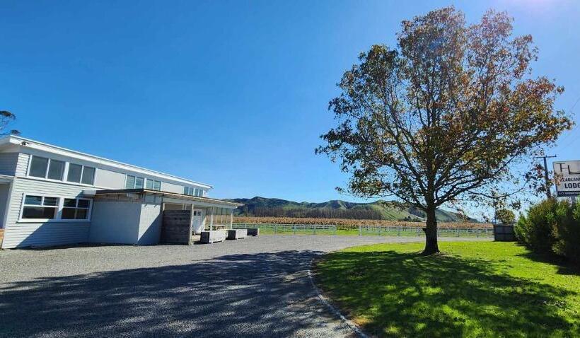 Motel The Headland Lodge