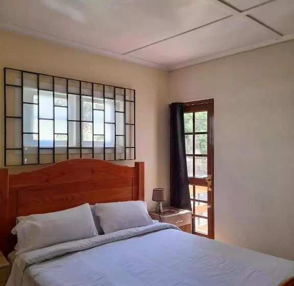 پانسیون Casa Avenida Alemania