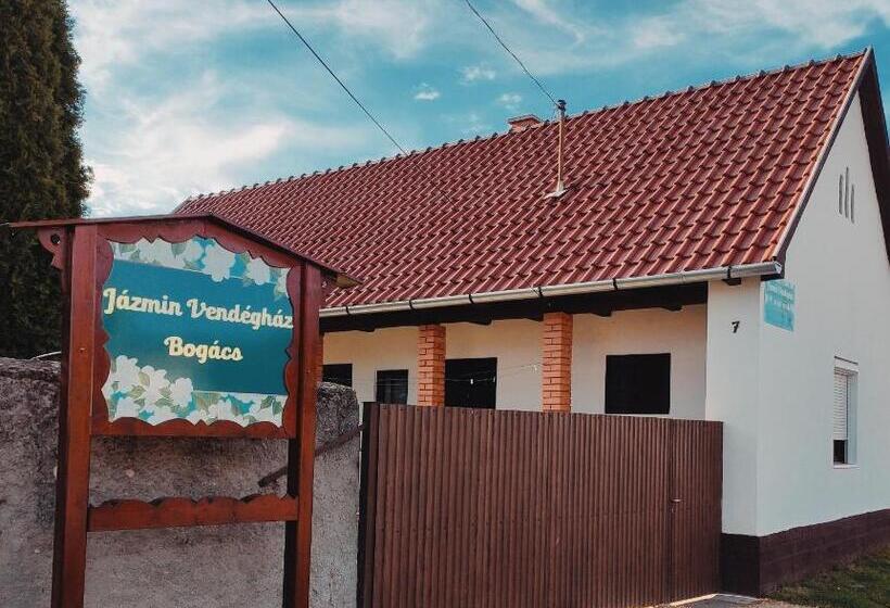 Пансион Jázmin Vendégház Bogács