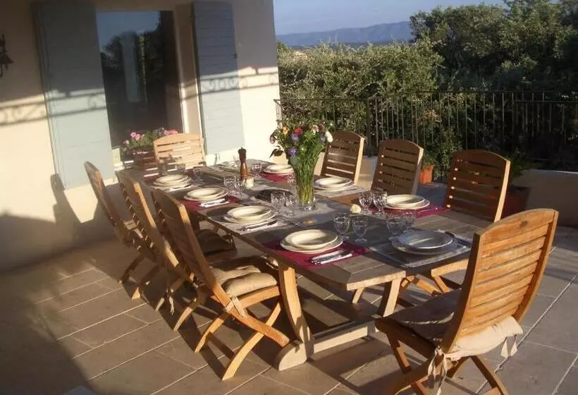 Majatalo Le Mas De L Escaillon