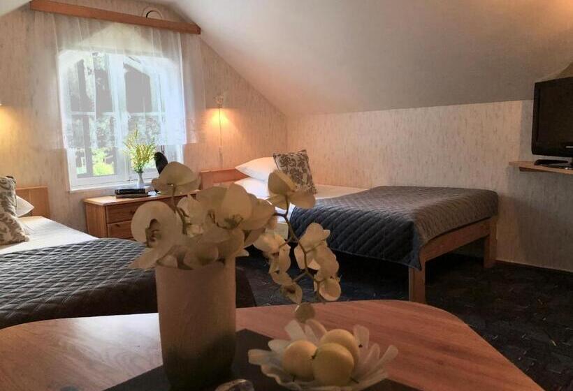 پانسیون Merekalda Accommodation   Adults Only