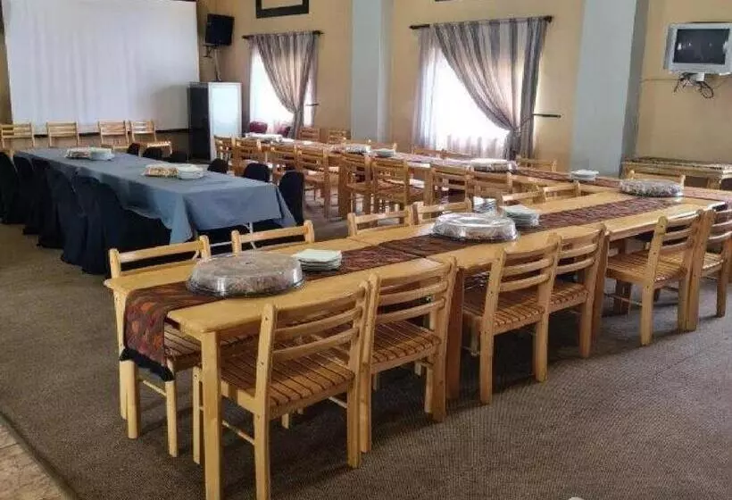 ペンション The Venue And Guestrooms On Site