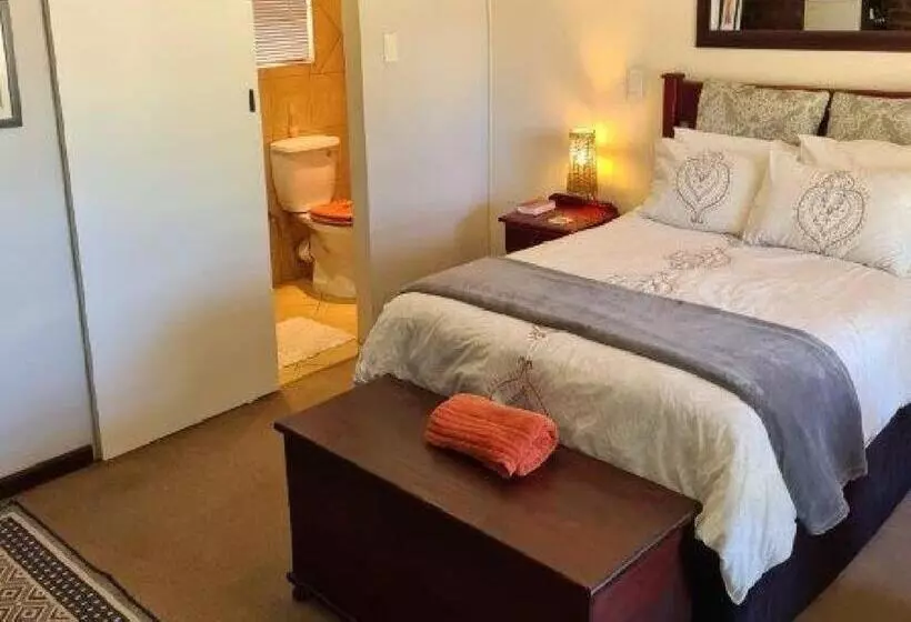 ペンション The Venue And Guestrooms On Site