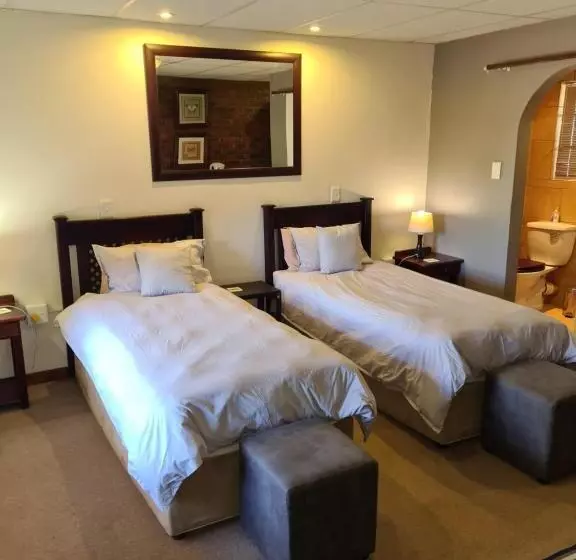ペンション The Venue And Guestrooms On Site