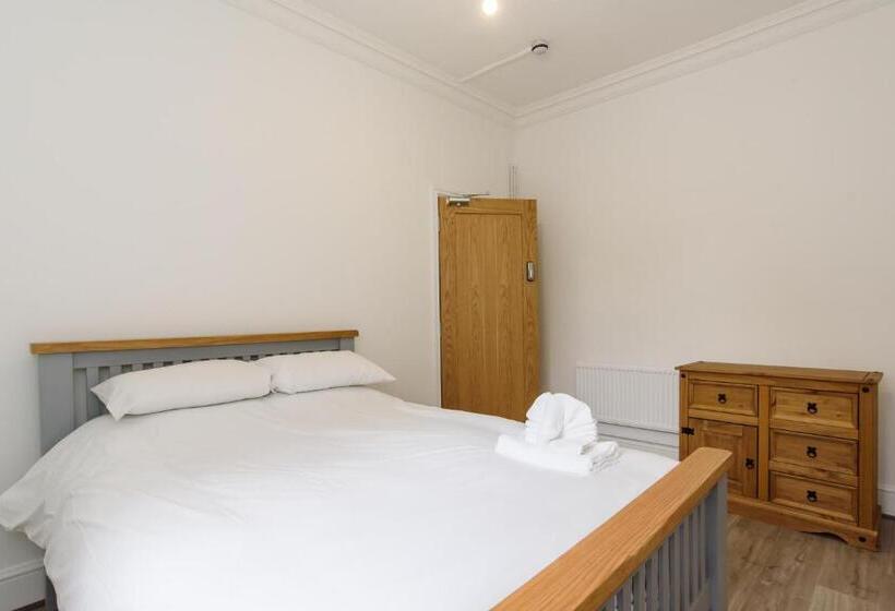 펜션 The White House