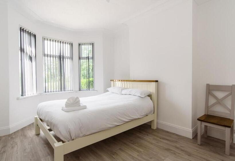 펜션 The White House