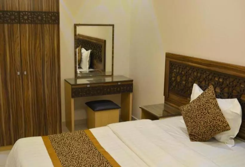 Sheraz Suites