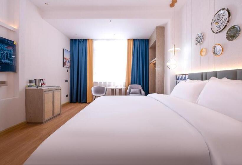 深圳机场地中海酒店