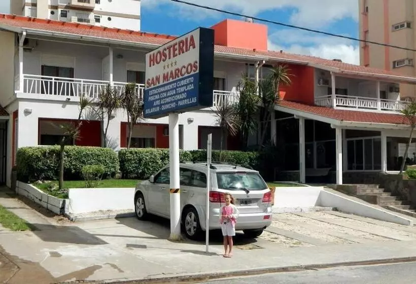 ユースホステル Hosteria San Marcos