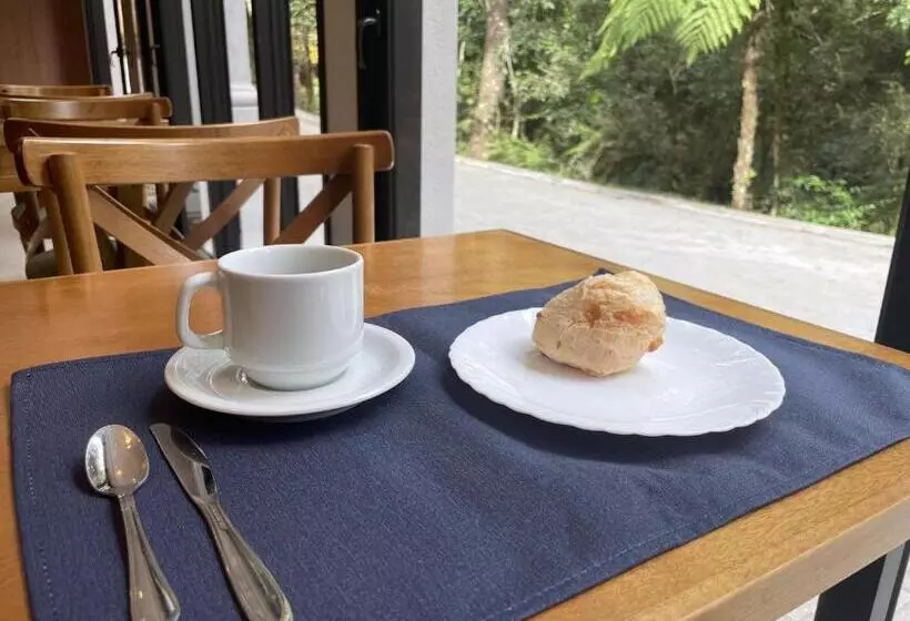 ユースホステル Pousada Encontro Das águas