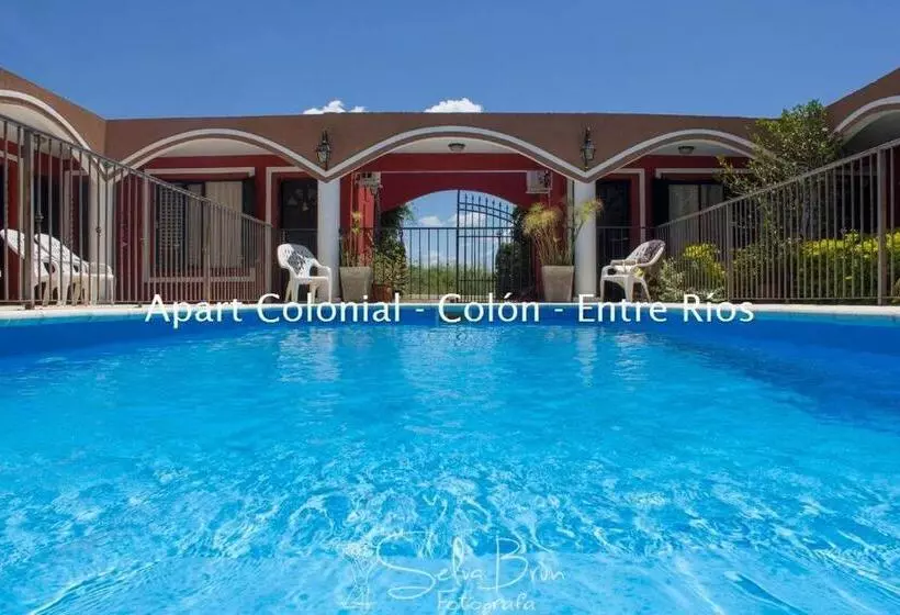 Apart Colonial