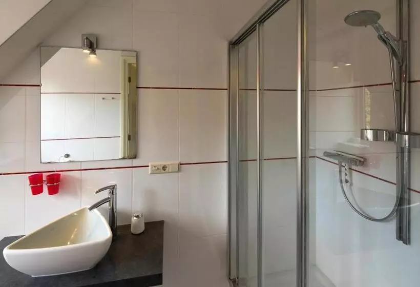 ベッドアンドブレックファースト Burgers & Buitenlui