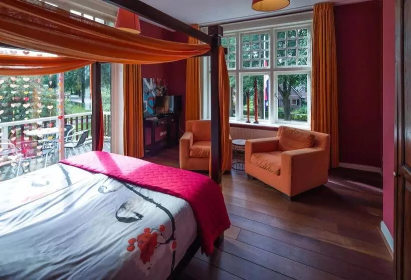 ベッドアンドブレックファースト Burgers & Buitenlui