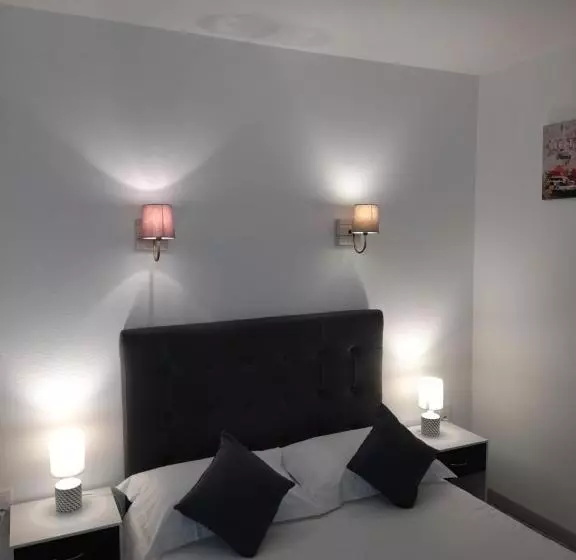 ホテル Au Moulin Du Pont