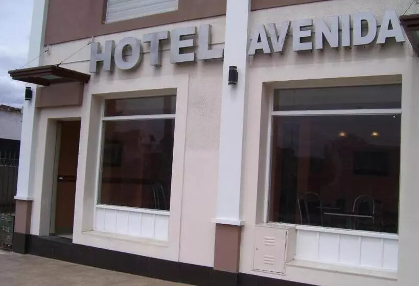 ホテル Avenida