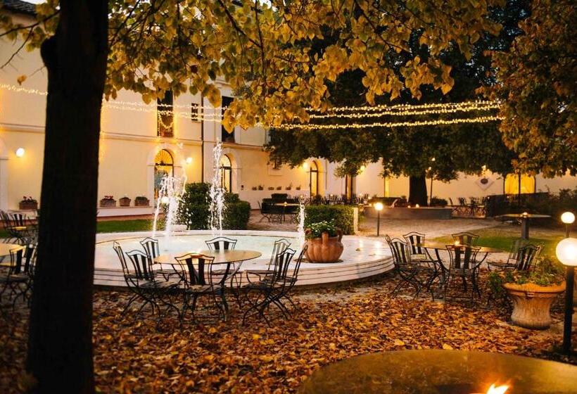 Отель Casale Delle Arti