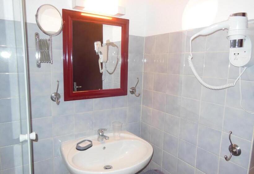 בית מלון כפרי Hôtel Le Mélèze