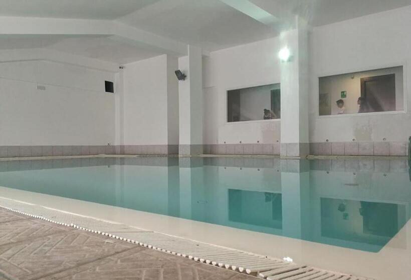 בית מלון כפרי Kristall