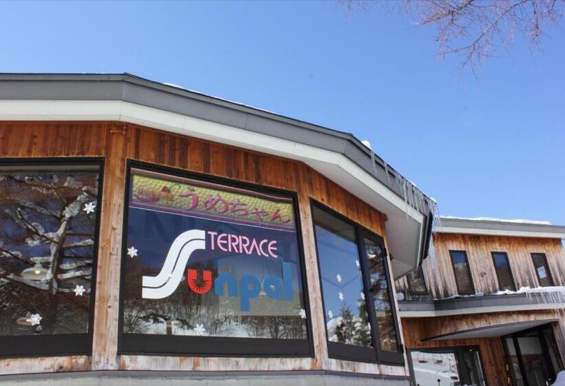 בית מלון כפרי Snow Freak Sunrise