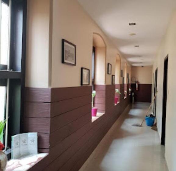 Hotel Sri Arulmuthu Residency Madurai