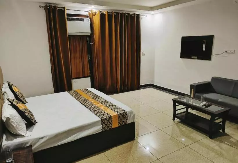Tark A Family Hotel Near Igi Airport Delhi