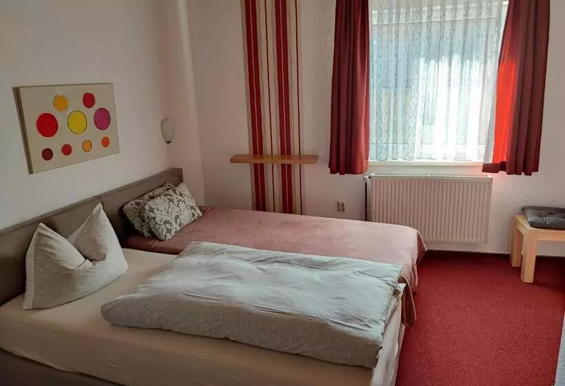 Hotelli Und Restaurant Hohenzollern