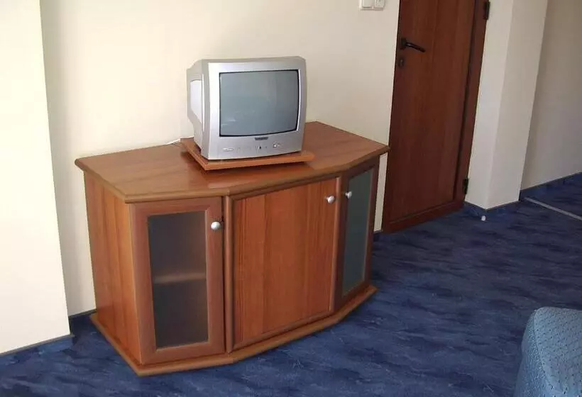 Hotelli Vanessa Family