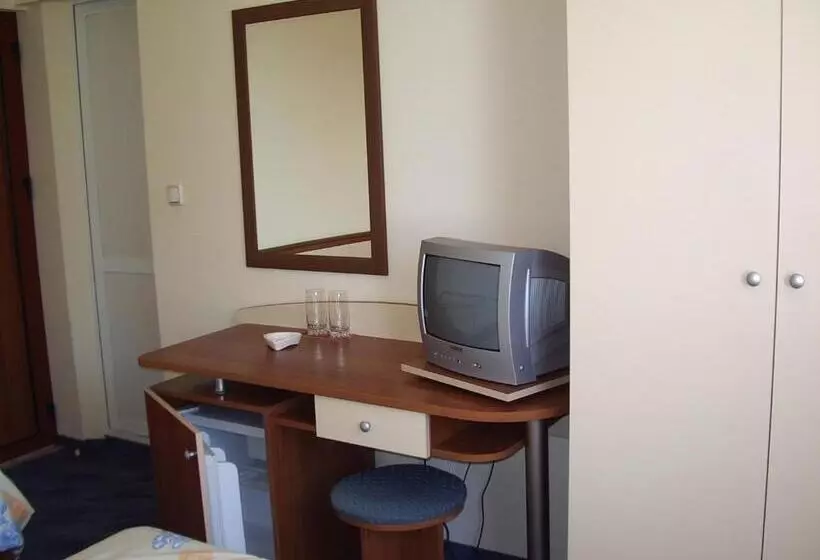 Hotelli Vanessa Family