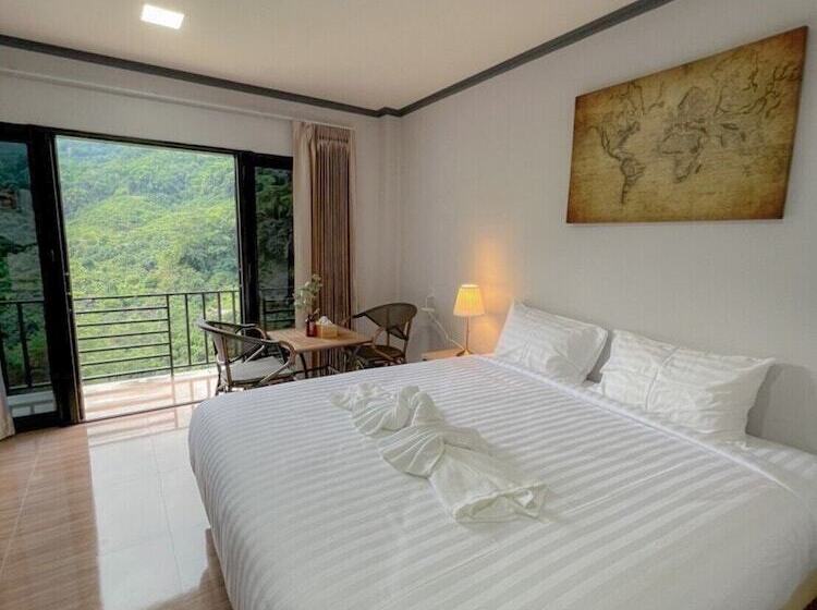 فندق Yamee Homestay Cafe